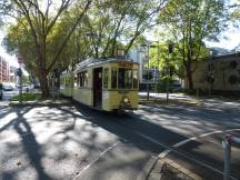 Tw 267 (Bj 1937) auf der Lindemannstr Ecke Hebbelstr