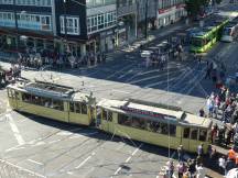 Tw 379 (Bj 1950) auf der Berliner Allee Ecke Graf Adolf Str