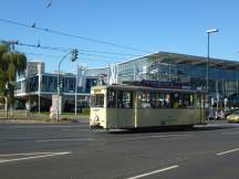 Tw 380 (Bj 1950) auf der Grafenberger Allee vor der Haniel Garage