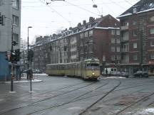 707 aus der Corneliusstr rechts ab in die Morsestr, Fahrtrichtung Unterrath