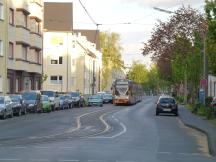 vom Barbarossapl kommend Richtung Braunsfeld, hier in der Neuenhofer Allee