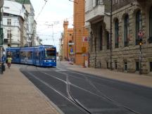 wegen Sperrung Wittenburger Str: in Falschfahrt aus Franz-Mehring-Str