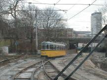 historischer Triebwagen #1 (Bj 1958) an der Unterführung nahe dem Hbf