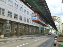 Vohwinkel: Kaiserstr vor dem Tanz-Center