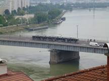 Nibelungenbrücke über die Donau