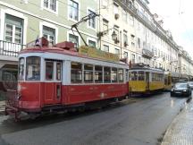 Stadtrundfahrt mit Pantograph, Linie 12E mit Trolleystange & Niederflurwagen der 15E