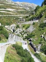 unterhalb des Kehrtunnels westlich von Gletsch