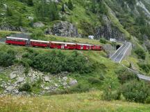 oberhalb des Kehrtunnels westlich von Gletsch