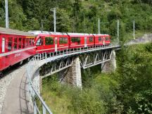 Brücke über den Grosstobel (Länge 64m)