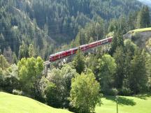 Gründjitobel-Viadukt (Länge 145m) zwischen Peist und Langwies