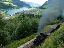 G 3/4 #208 (Bj 1913) bei Lungern, im Hintergrund der Lungerner See