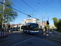 Bahnübergang Friesenbergstr (Kreuzung O-Bus - Uetlibergbahn)