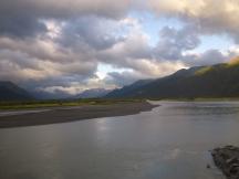 Turnagain Arm (so benannt, weil der NW-Passage-Suchende J. Cook wieder wenden mussten)